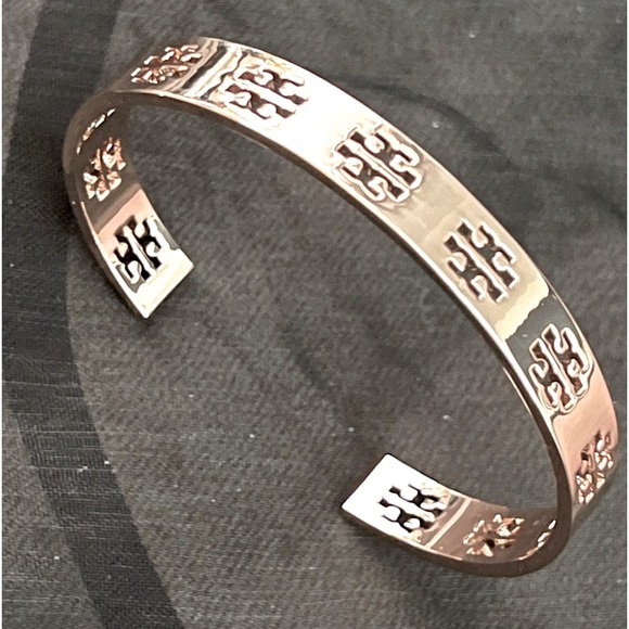 🆕 Tory Burch Authentic Rose Gold Pierced Cuff Bracelet - Picture 7 of 15